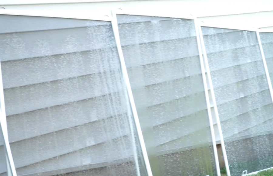 Cleaned window screens in San Clemente