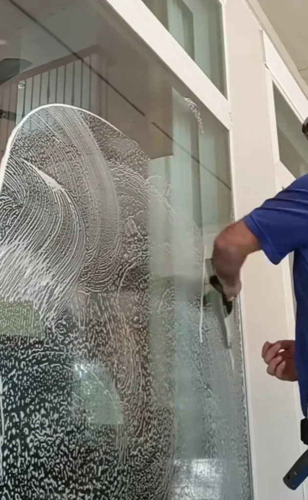 self beach window cleaning