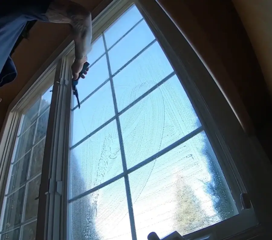 Inside outside window cleaning Talega by professional