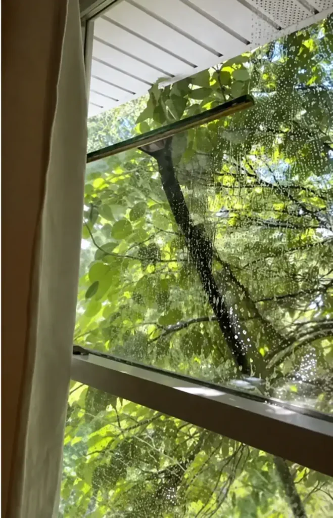 Exterior window cleaning Forster Ranch