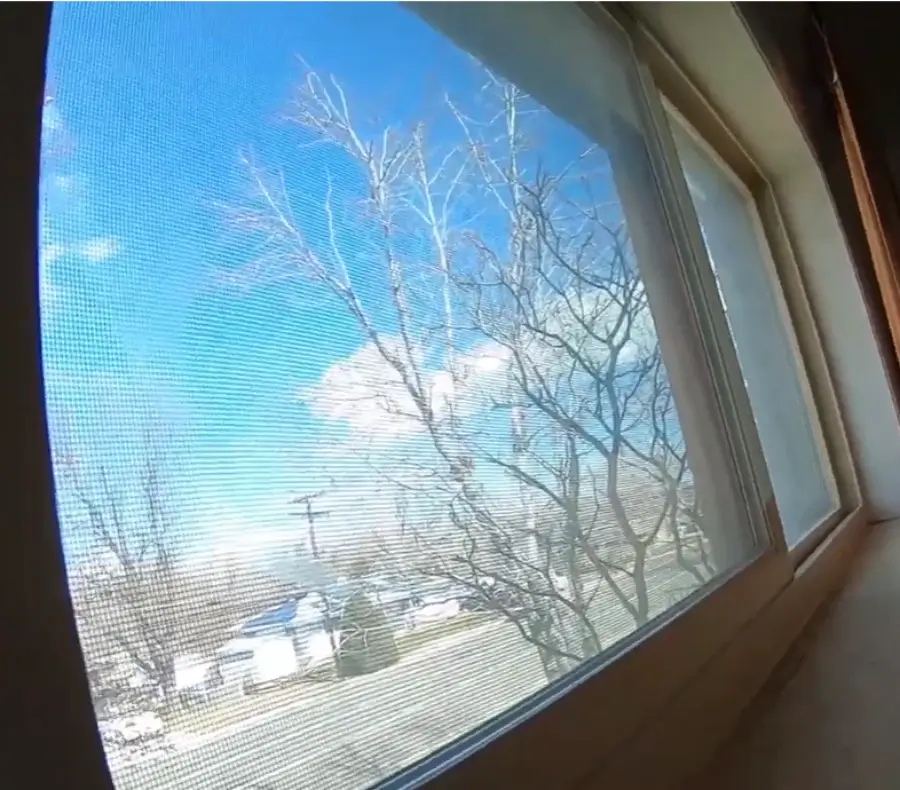 screen and tracks cleaning in Marblehead